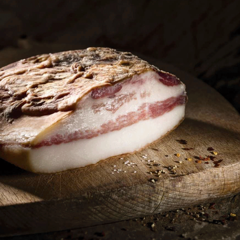 Guanciale Piccante di Suino Nero Lucano - Trancio 480 / 520 gr.